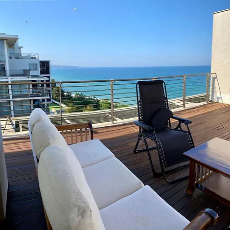 Sea View Penthouse Апартамент *