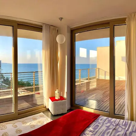 Sea View Penthouse Обзор