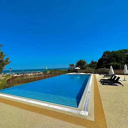 Sea View Penthouse Апартамент Обзор