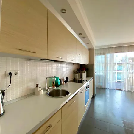 Sea View Penthouse Apartment Obzor
